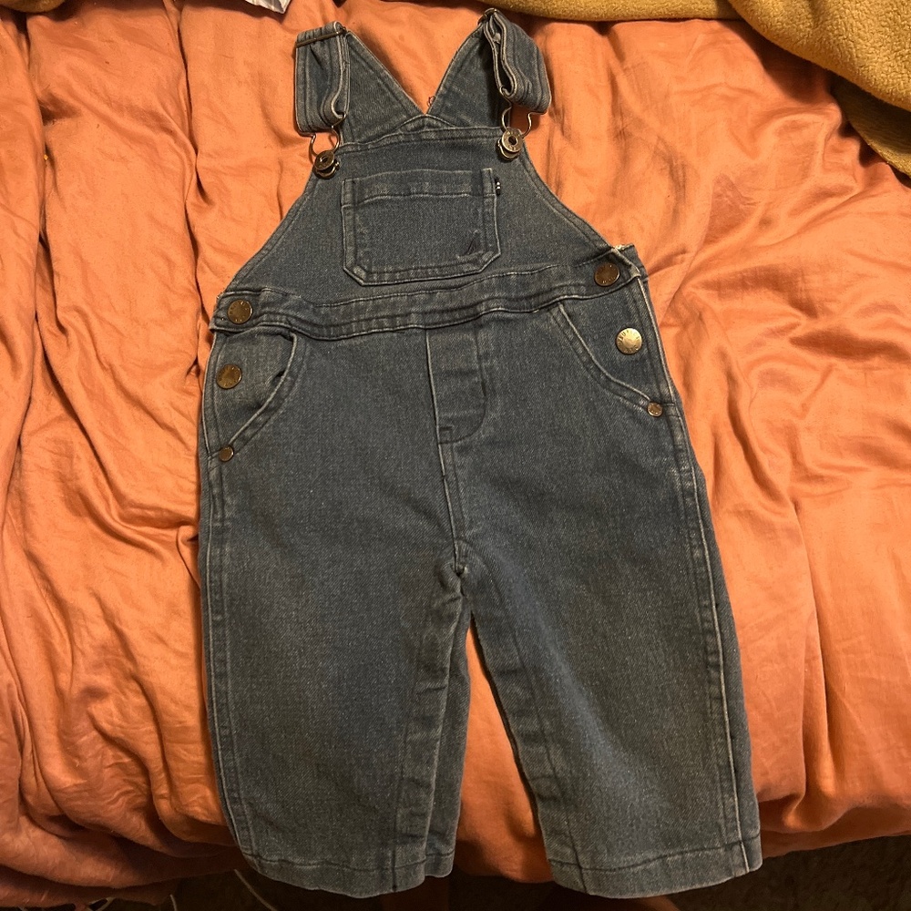 One piece of suspenders